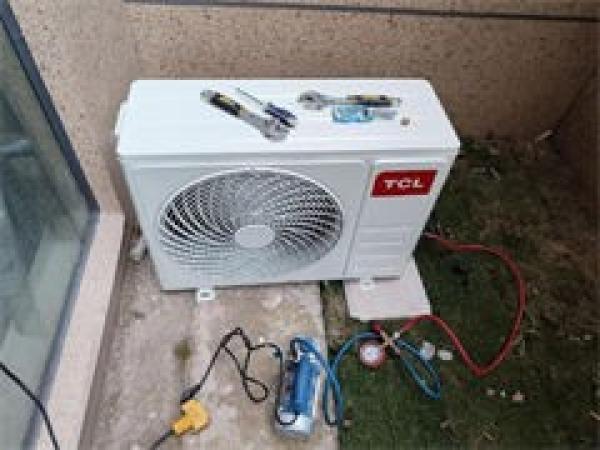 北京朝阳区十八里店空调移机，空调安装