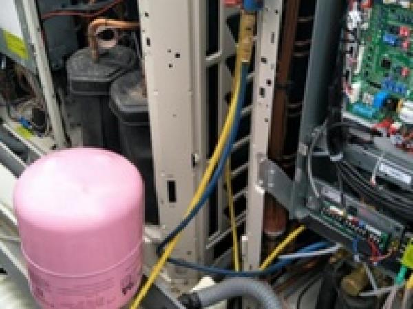 北京西城区马连道空调维修加氟电话