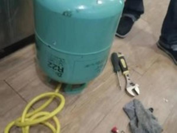 北京玉泉路空调维修电话、加氟、清洗、拆装一站式